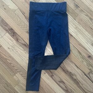 We Over Me Capri Leggings Size M